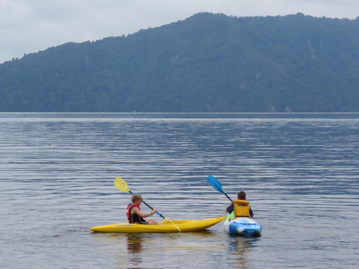 Lake Rotoiti Lakehouse Retreat Rotorua Kültér fotó